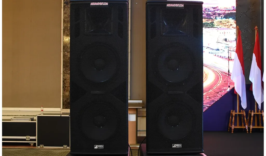 Sound System (1)